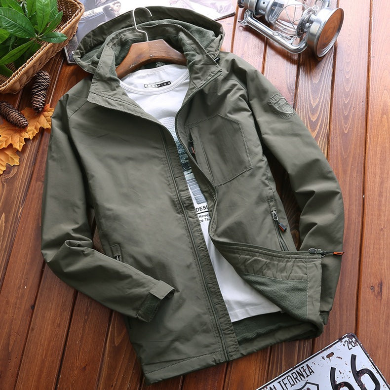 Men Autumn Winter Outdoor Mountaineering Jacket Warm Velvet Coat